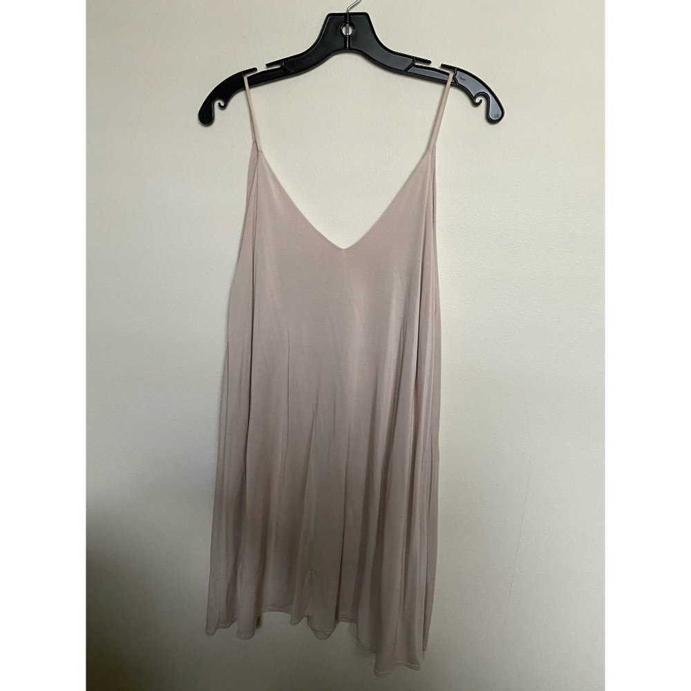 Aritzia Talula Crescent dress Size M